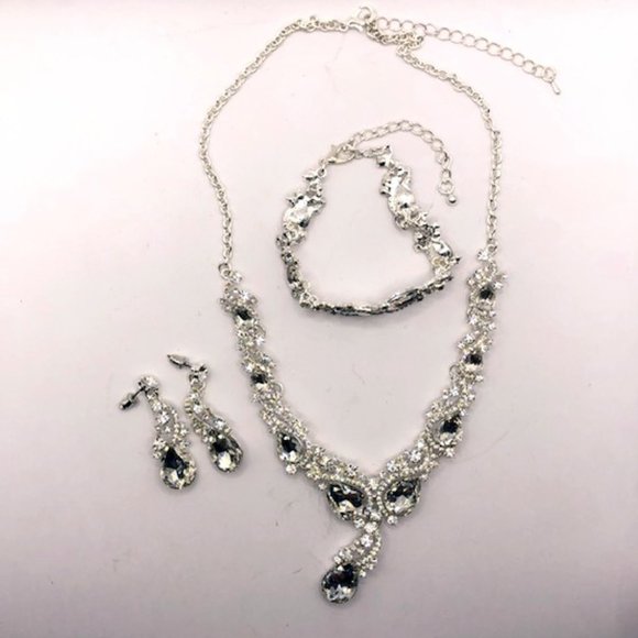 3-Piece set necklace bracelet earrings Miraculous Garden set NIB - Picture 8 of 15
